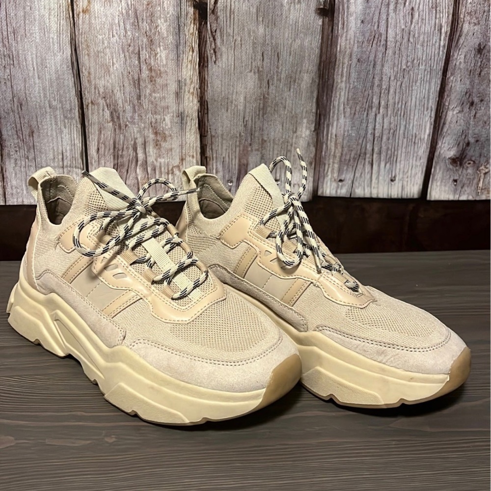 H&M women's chunky soled sneakers